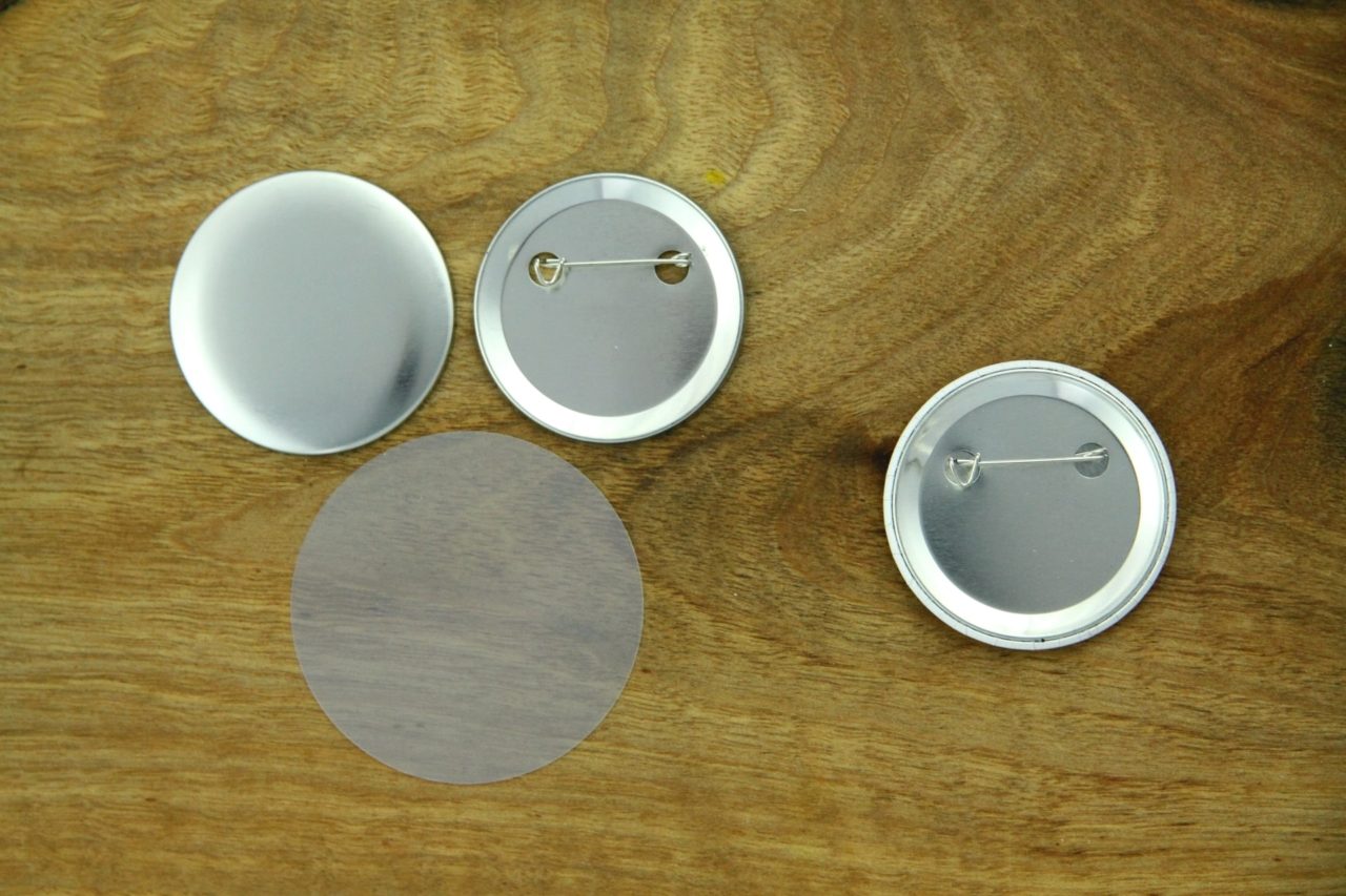 komponenty do przypinek 50mm z agrafką