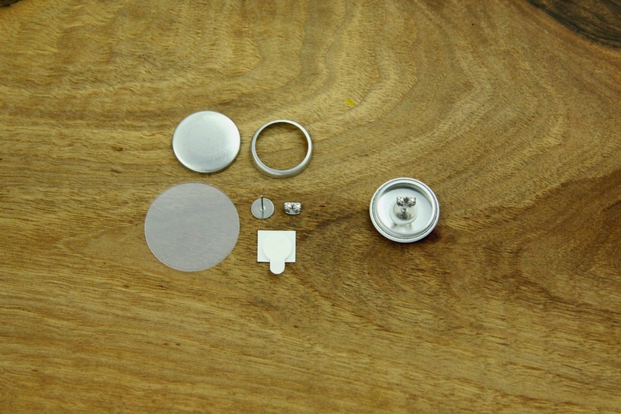 komponenty do przypinek 25mm z kolczykiem