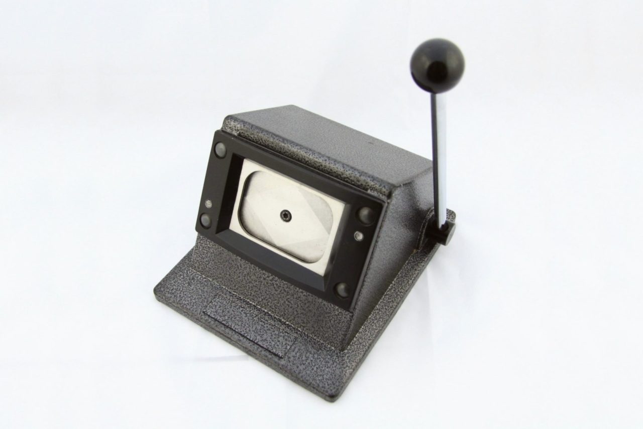 wykrojnik do papieru 68x44mm