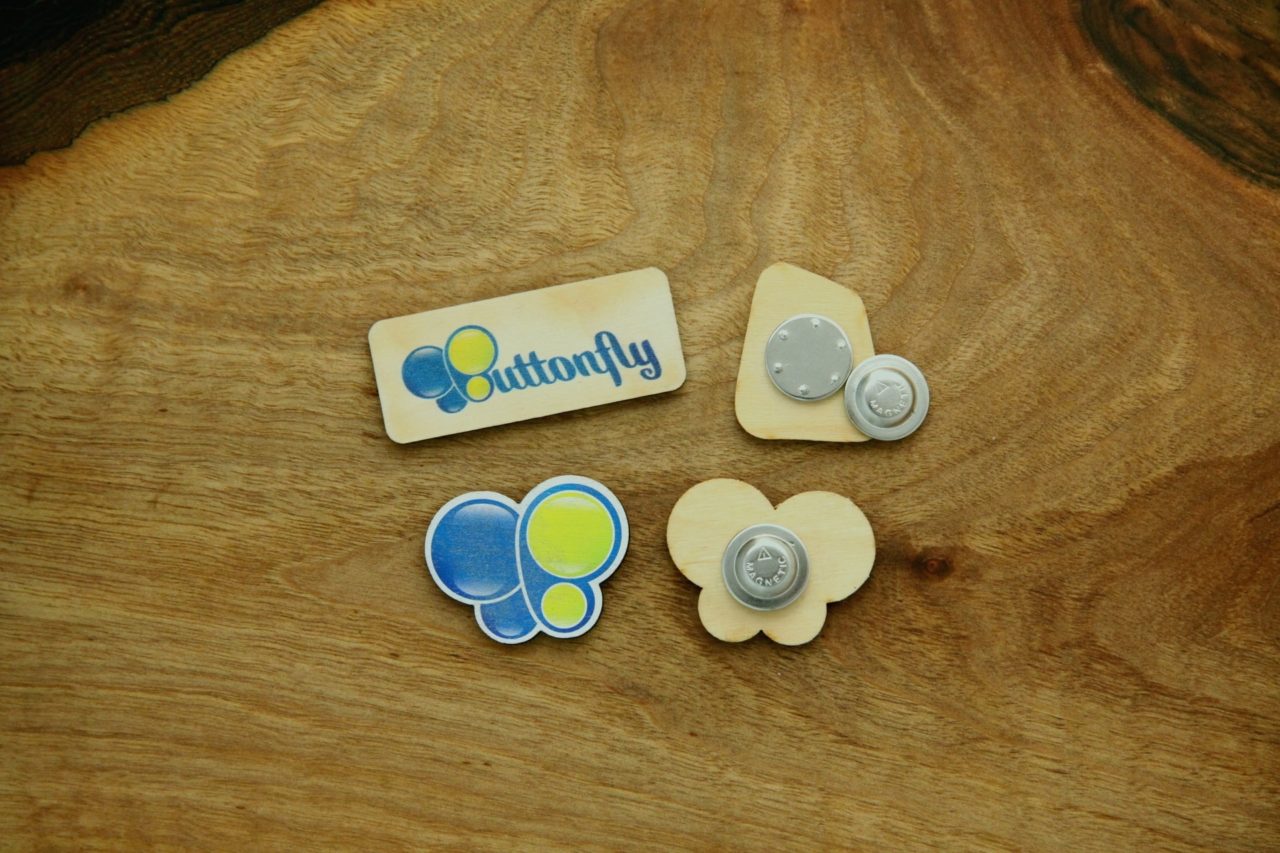 przypinki drewniane z nadrukiem z pojedynczym magnesem