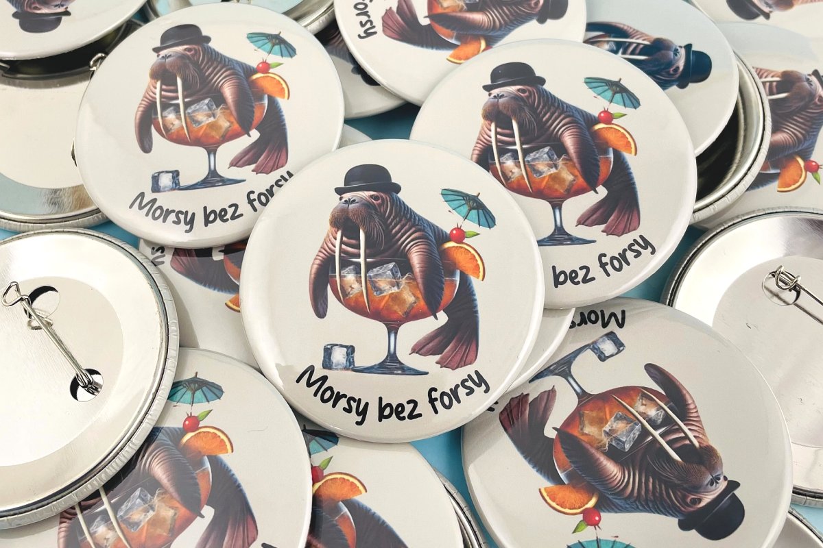 przypinka własny projekt