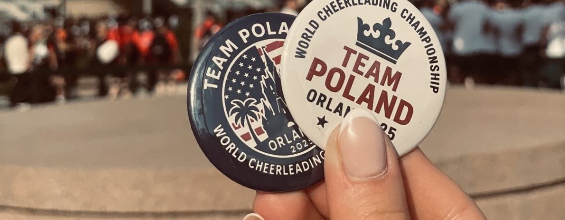 przypinka własny wzór