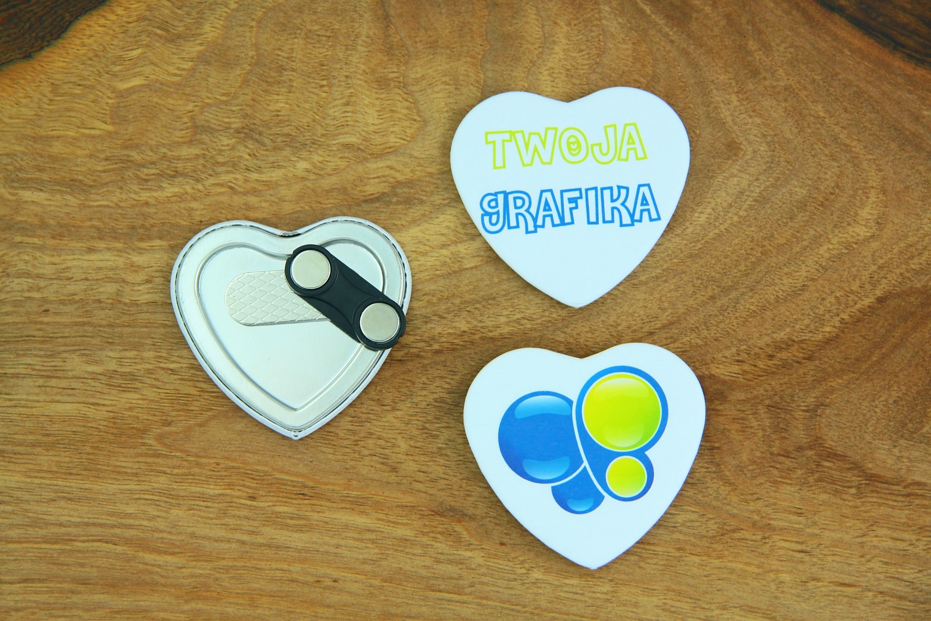 przypinki serce 57mm x 54mm z podwójnym magnesem na ubranie