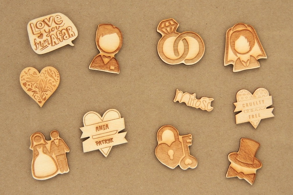 drewniane magnesy weselne